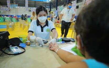 Senior citizens in QC to receive free maintenance medicines every month.